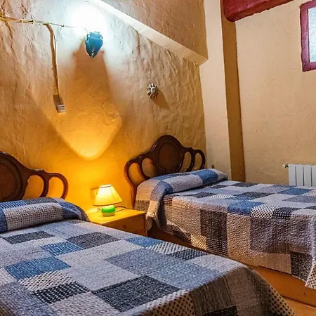 House With 6 Bedrooms In With Wonderful Mountain View And Furnished Terrace Albentosa