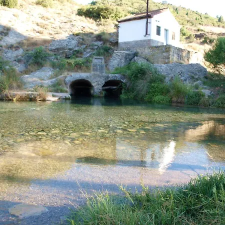 House With 6 Bedrooms In With Wonderful Mountain View And Furnished Terrace Feriehus Albentosa